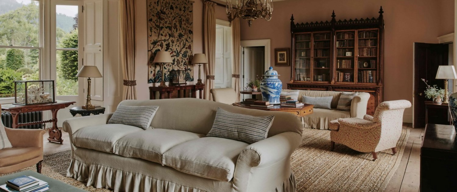 Aldourie - Sitting Room 1600